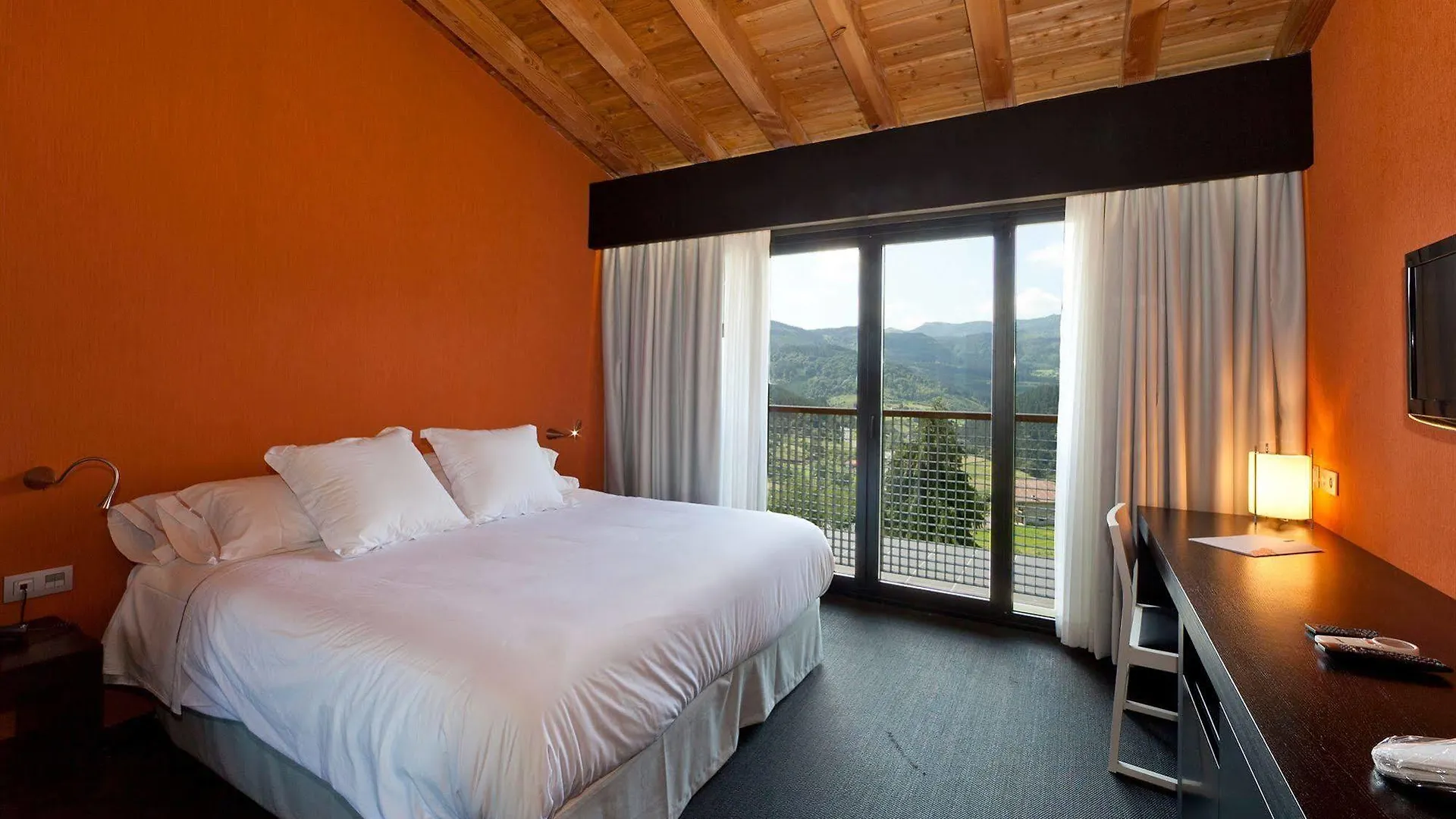 Ellauri Hotel - Adults Only Zeanuri 2*, Bilbao España