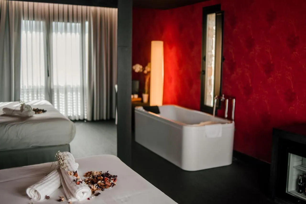 Ellauri Hotel - Adults Only Zeanuri